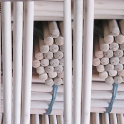 Cán cuốc ( cán xẻng ) bằng gỗ